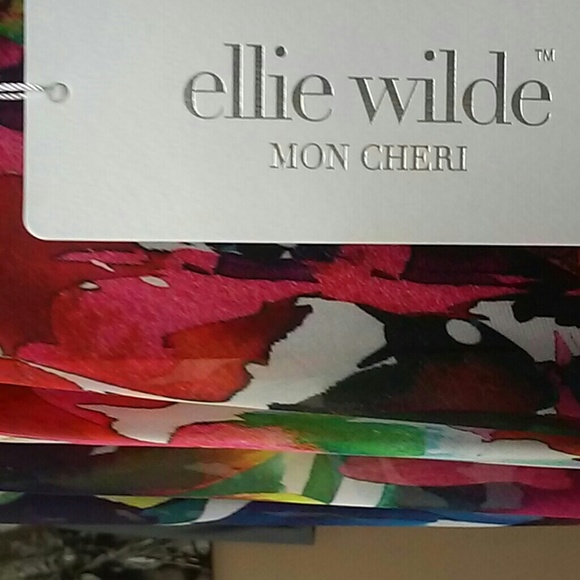 Prom dress - Picture 7 of 8